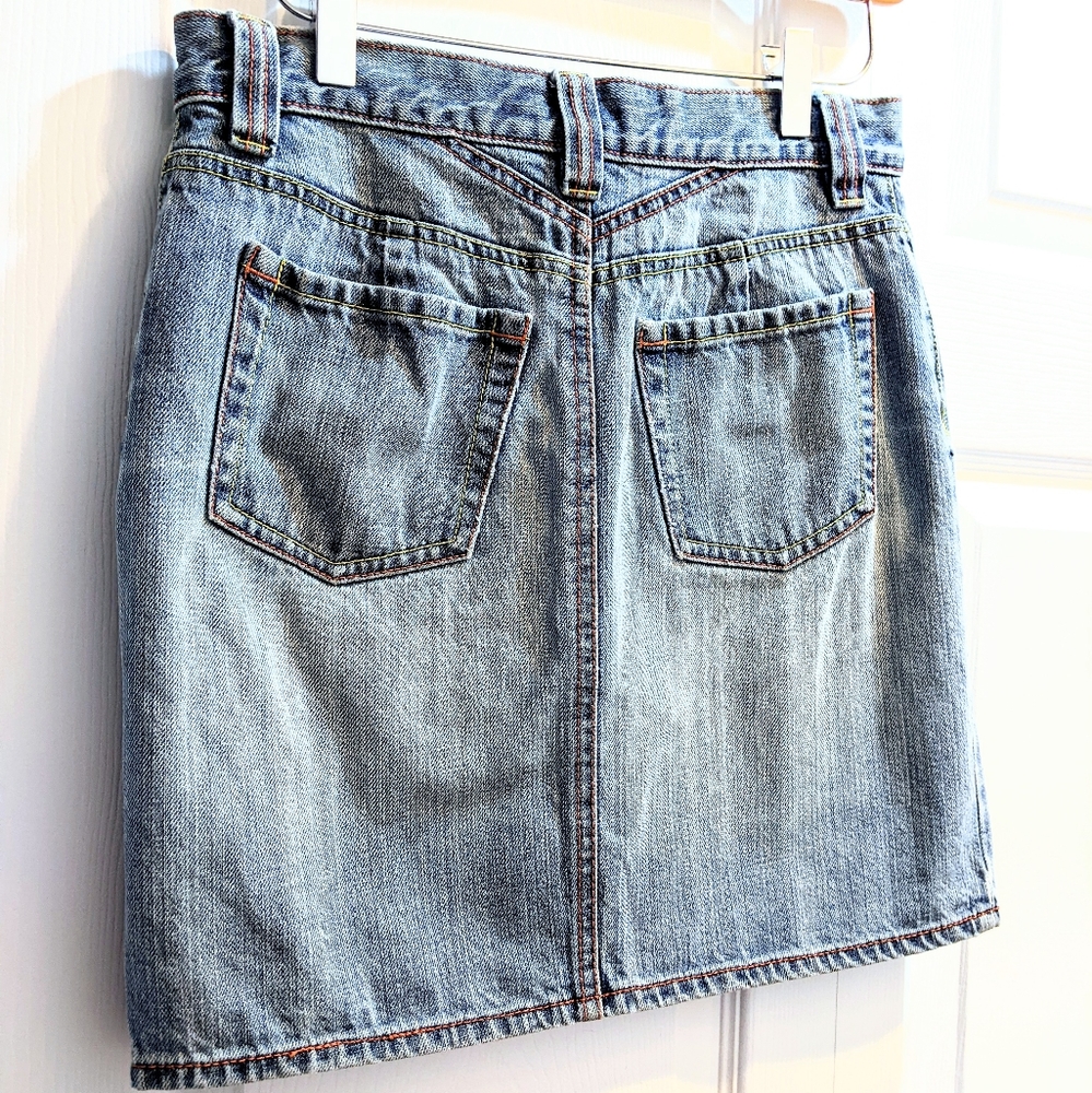 Vintage Fall Mini Denim Skirt. Size 2.